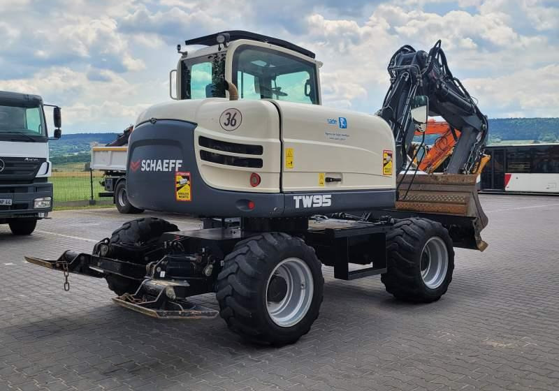 Schaeff TW95 / SPROWADZONA Z FRANCJI/ 6 500 MTH - Ratinis ekskavatorius: foto 3 Schaeff TW95 / SPROWADZONA Z FRANCJI/ 6 500 MTH - Ratinis ekskavatorius: foto 3