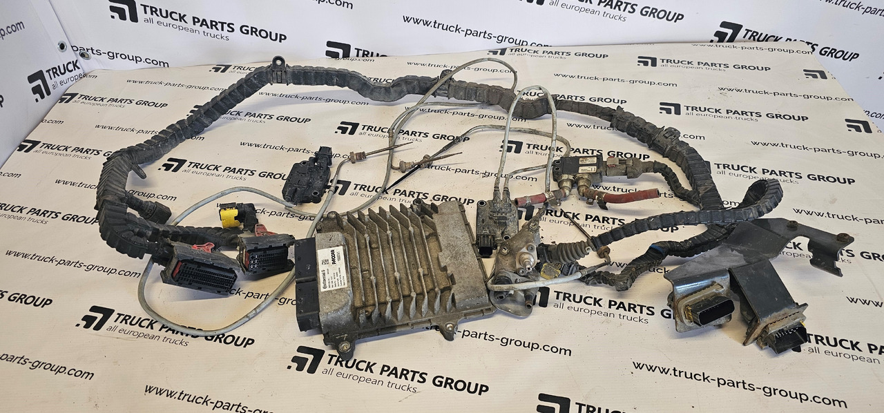 DAF DAF XF, CF EURO6 AD BLUE full exhaust system control + cables, catalyst system, nox sensors, catalyst sensors, ecu control, cable harness set 4384809, A055P962, 4307106, A040P182, 04440430, 4307786, A - Atsarginės dalys: foto 1 DAF DAF XF, CF EURO6 AD BLUE full exhaust system control + cables, catalyst system, nox sensors, catalyst sensors, ecu control, cable harness set 4384809, A055P962, 4307106, A040P182, 04440430, 4307786, A - Atsarginės dalys: foto 1