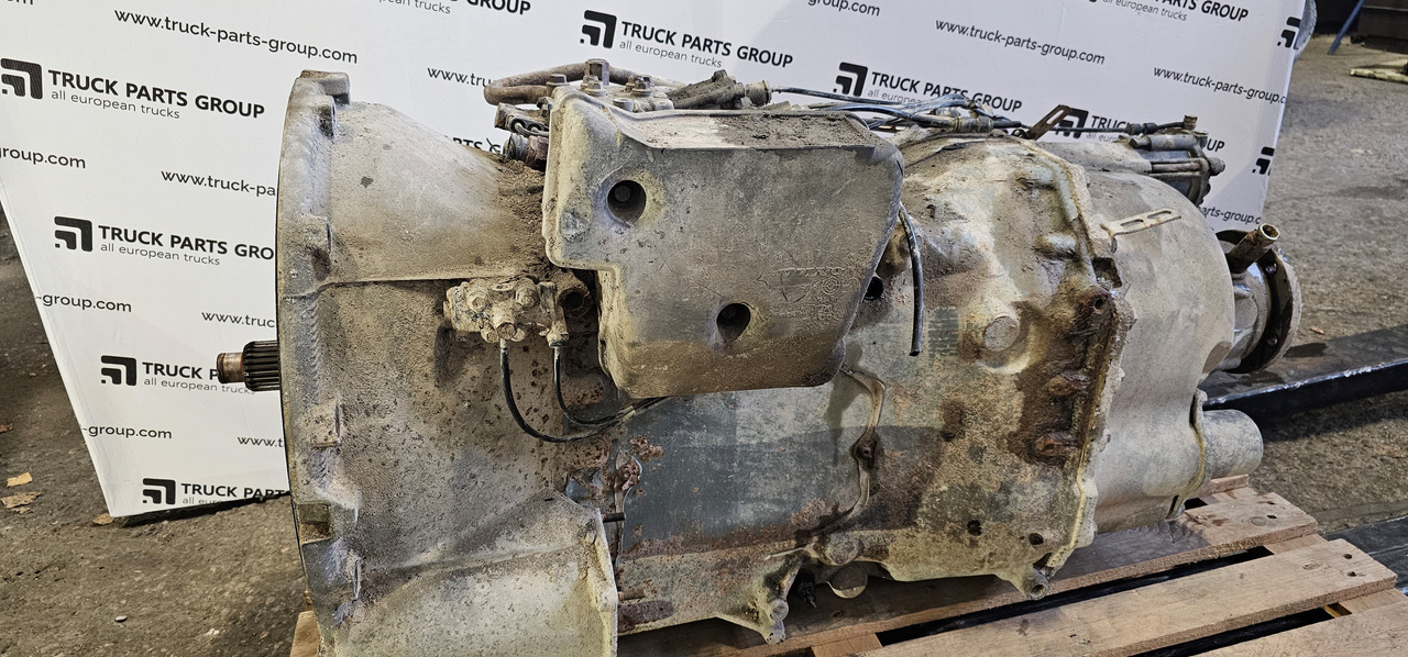 VOLVO Volvo EURO3 FH12 / FM12 D12D gearbox type Vt2214b, manual / mechanical gearbox 3152539, 20872625, 20515841, 20515838, 20519799, 20488418, 20488418, 20557162, 20772366, 20783875, 20713810, 8171739, 20 - Atsarginės dalys - Sunkvežimis: foto 1 VOLVO Volvo EURO3 FH12 / FM12 D12D gearbox type Vt2214b, manual / mechanical gearbox 3152539, 20872625, 20515841, 20515838, 20519799, 20488418, 20488418, 20557162, 20772366, 20783875, 20713810, 8171739, 20 - Atsarginės dalys - Sunkvežimis: foto 1