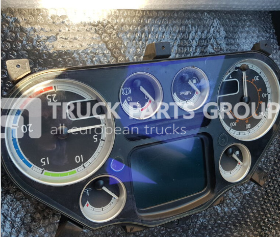 DAF 105XF, EURO 4, EURO 5, CF instrument panel, instrument cluster, dashboard - Prietaisų skydas - Sunkvežimis: foto 1 DAF 105XF, EURO 4, EURO 5, CF instrument panel, instrument cluster, dashboard - Prietaisų skydas - Sunkvežimis: foto 1