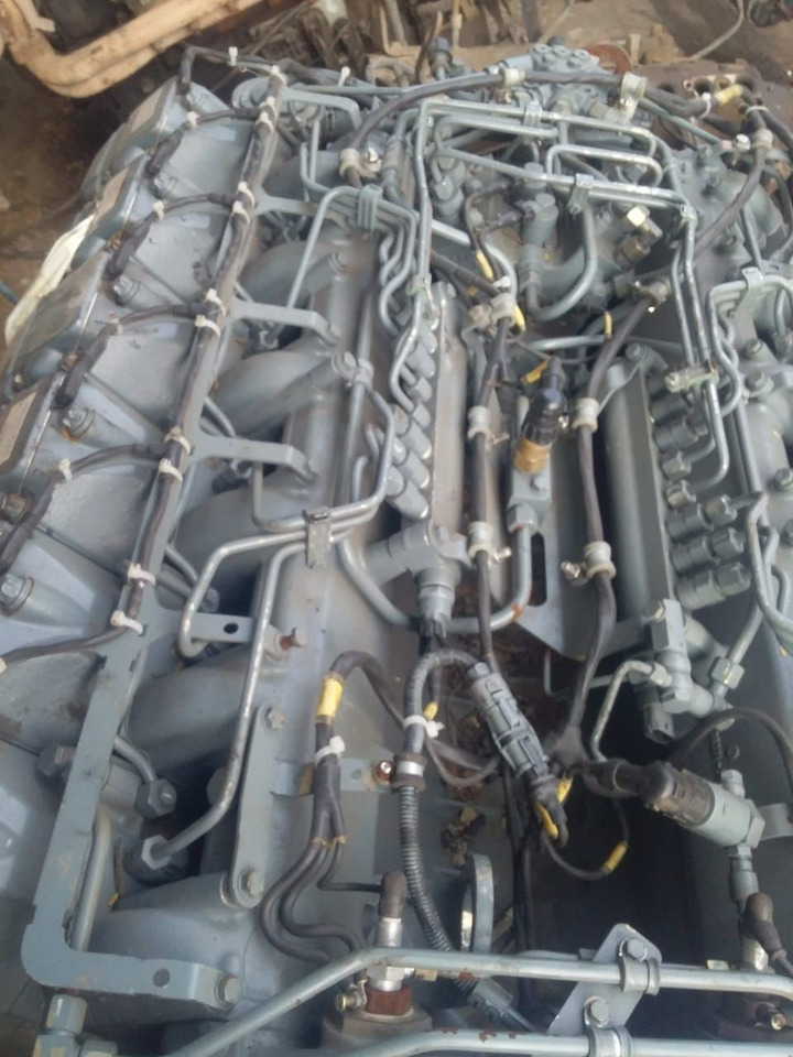 MAN MAN marine V12 engine, 12 cylinder D2842LE620, D2842 type, D2842LE, D2842LE100, D2842LE200, D2842LE101, D2842LE201, D2842LE202, D2842LE203, D2842LE211, D2842LE212, D2842LE213, D2842LE102, D2842LE103, - Variklis - Sunkvežimis: foto 2 MAN MAN marine V12 engine, 12 cylinder D2842LE620, D2842 type, D2842LE, D2842LE100, D2842LE200, D2842LE101, D2842LE201, D2842LE202, D2842LE203, D2842LE211, D2842LE212, D2842LE213, D2842LE102, D2842LE103, - Variklis - Sunkvežimis: foto 2