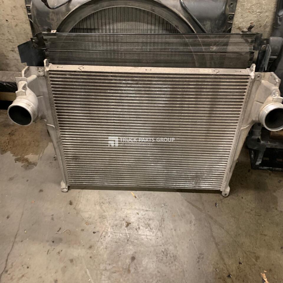 MERCEDES-BENZ Mercedes-Benz MP4, Actros radiator, water cooler system, engine cooling radiator, intercooler 9605013801 - Radiatorius - Sunkvežimis: foto 1 MERCEDES-BENZ Mercedes-Benz MP4, Actros radiator, water cooler system, engine cooling radiator, intercooler 9605013801 - Radiatorius - Sunkvežimis: foto 1
