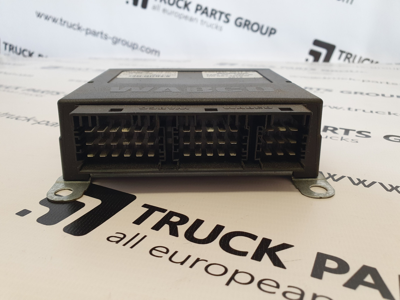 WABCO ECAS by WABCO for SCANIA EURO 3, EURO 4, EURO 5 P, G, R, T, L series 4461702060, 4461702160, 4461702050, 4460554060, 4461702150, 1530439, 1530440, 1851677, 1851676, 1526130, 1474949, 1759696. - Valdymo blokas - Sunkvežimis: foto 2 WABCO ECAS by WABCO for SCANIA EURO 3, EURO 4, EURO 5 P, G, R, T, L series 4461702060, 4461702160, 4461702050, 4460554060, 4461702150, 1530439, 1530440, 1851677, 1851676, 1526130, 1474949, 1759696. - Valdymo blokas - Sunkvežimis: foto 2
