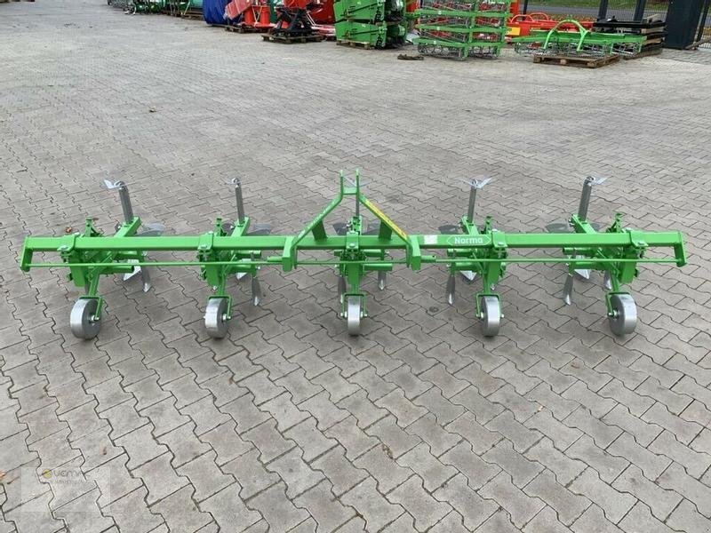 Nauja Žemės dirbimo technika BOMET Kartoffelhäufler Bomet P475/1 4reihig Norma Häufler Kartoffel NEU: foto 6 Nauja Žemės dirbimo technika BOMET Kartoffelhäufler Bomet P475/1 4reihig Norma Häufler Kartoffel NEU: foto 6