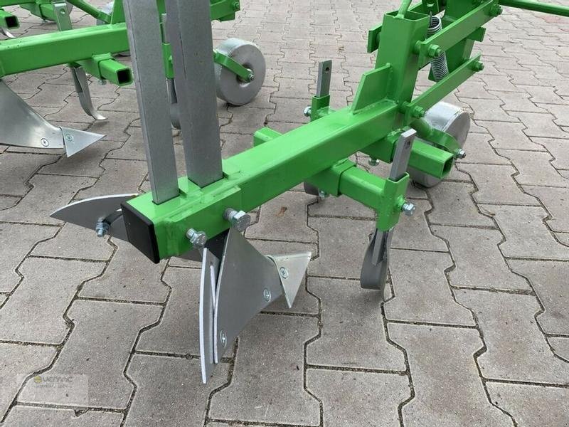 Nauja Žemės dirbimo technika BOMET Kartoffelhäufler Bomet P475/1 4reihig Norma Häufler Kartoffel NEU: foto 15 Nauja Žemės dirbimo technika BOMET Kartoffelhäufler Bomet P475/1 4reihig Norma Häufler Kartoffel NEU: foto 15