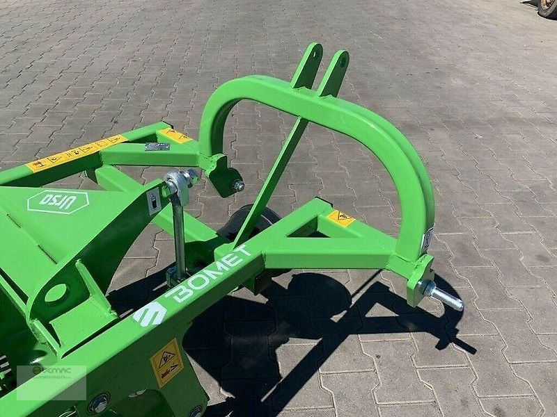 BOMET Kartoffelroder Bomet Z655/1 Kartoffel Roder Heckauswurf NEU - Bulvių technika: foto 5 BOMET Kartoffelroder Bomet Z655/1 Kartoffel Roder Heckauswurf NEU - Bulvių technika: foto 5