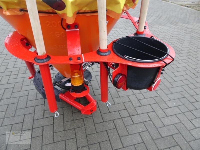 Dexwal 300L Kommunal Streuer Salzstreuer Trichterstreuer NEU - Smėlio/ Druskos barstytuvas: foto 3 Dexwal 300L Kommunal Streuer Salzstreuer Trichterstreuer NEU - Smėlio/ Druskos barstytuvas: foto 3