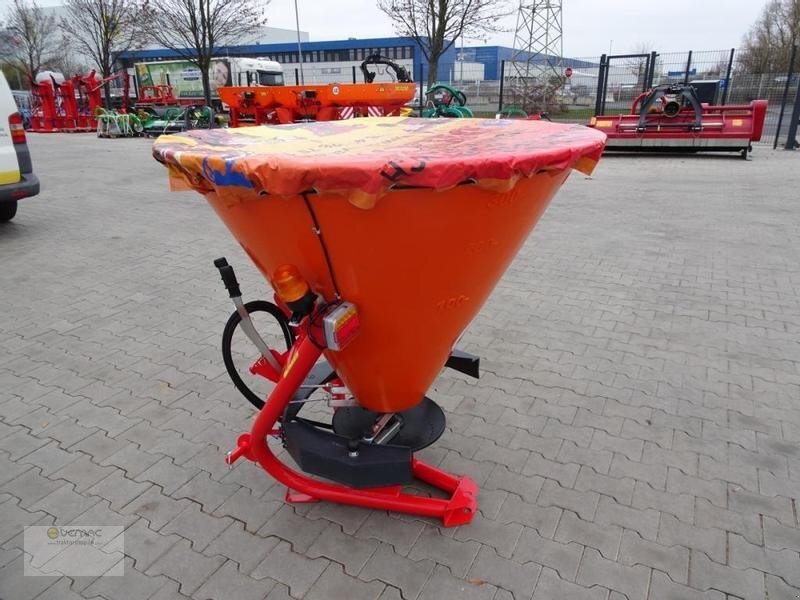 Dexwal 400L Salzstreuer Düngerstreuer Streuer hydraulischer Antrieb - Smėlio/ Druskos barstytuvas: foto 1 Dexwal 400L Salzstreuer Düngerstreuer Streuer hydraulischer Antrieb - Smėlio/ Druskos barstytuvas: foto 1