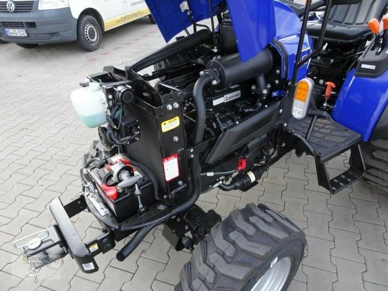 Nauja Mini traktorius Farmtrac Farmtrac 22 22PS Frontlader Traktor Schlepper NEU Allrad Kubota: foto 17 Nauja Mini traktorius Farmtrac Farmtrac 22 22PS Frontlader Traktor Schlepper NEU Allrad Kubota: foto 17