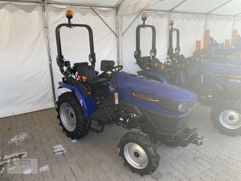 Farmtrac Farmtrac 22 Traktor Schlepper NEU 22PS Mitsubishi - Mini traktorius: foto 2 Farmtrac Farmtrac 22 Traktor Schlepper NEU 22PS Mitsubishi - Mini traktorius: foto 2