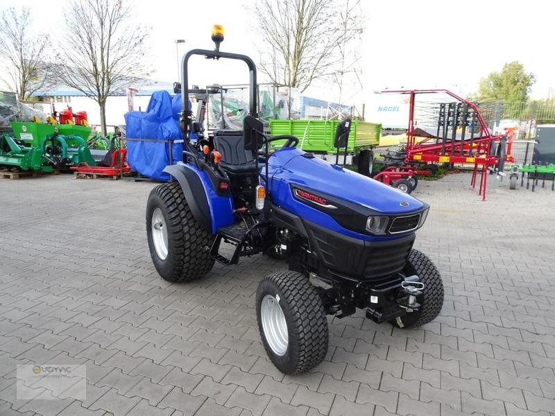 Farmtrac Farmtrac 26 Rasenbereifung Traktor Schlepper 26PS Mitsubishi NEU - Mini traktorius: foto 1 Farmtrac Farmtrac 26 Rasenbereifung Traktor Schlepper 26PS Mitsubishi NEU - Mini traktorius: foto 1