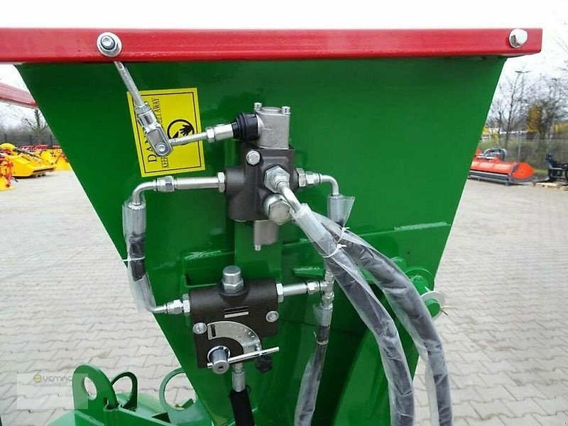 Vemac Holzhäcksler Agrifarm WOD11H Holzschredder Häcksler Hydraulik, bis 13cm Holzeinzug - Medienos smulkintuvas: foto 2 Vemac Holzhäcksler Agrifarm WOD11H Holzschredder Häcksler Hydraulik, bis 13cm Holzeinzug - Medienos smulkintuvas: foto 2