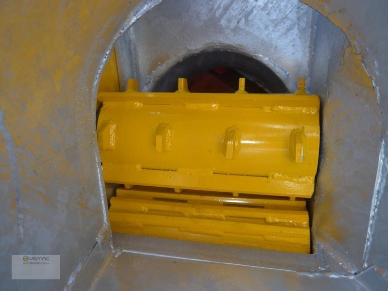 Vemac Holzhäcksler Holzschredder Häcksler RT73 H NEU hydr. Walzen - Medienos smulkintuvas: foto 2 Vemac Holzhäcksler Holzschredder Häcksler RT73 H NEU hydr. Walzen - Medienos smulkintuvas: foto 2