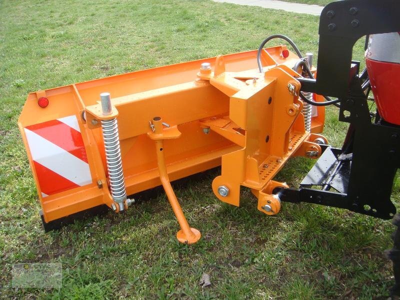 Vemac Schneeschild Schneepflug hydraul. Winterdienst 140cm NEU - Sniego peilis: foto 4 Vemac Schneeschild Schneepflug hydraul. Winterdienst 140cm NEU - Sniego peilis: foto 4