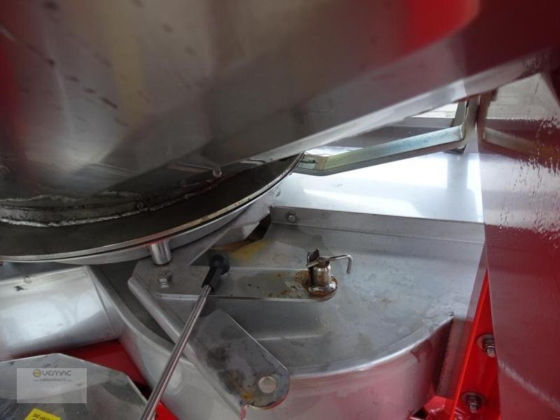 Nauja Trąšų barstytuvas Vemac Zweischeibenstreuer 1200KG Streuer Winterdienst Traktor NEU: foto 15