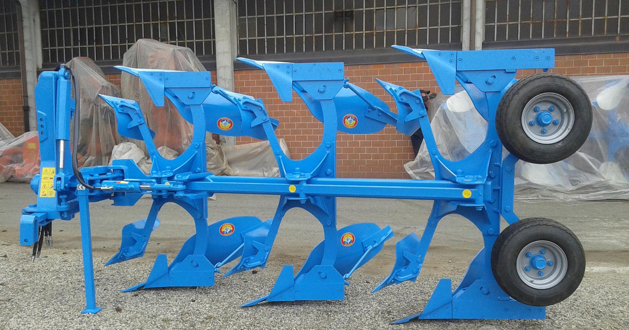 ARATRO TRIVOMERE TAS 9 - Plūgas: foto 2 ARATRO TRIVOMERE TAS 9 - Plūgas: foto 2