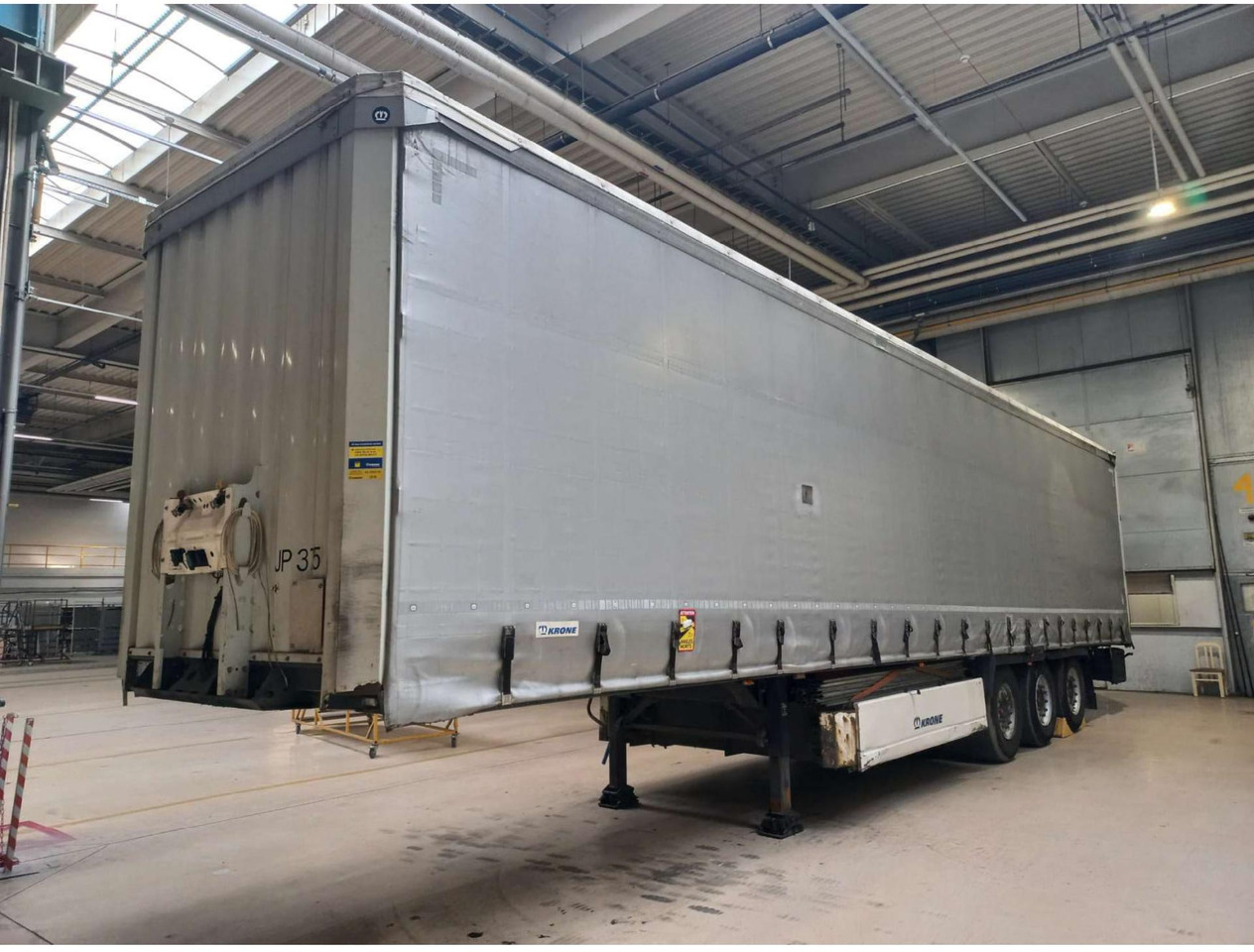 2018 Krone SDP Profi Liner Standard Lifting Axle - Tentinė puspriekabė: foto 1 2018 Krone SDP Profi Liner Standard Lifting Axle - Tentinė puspriekabė: foto 1
