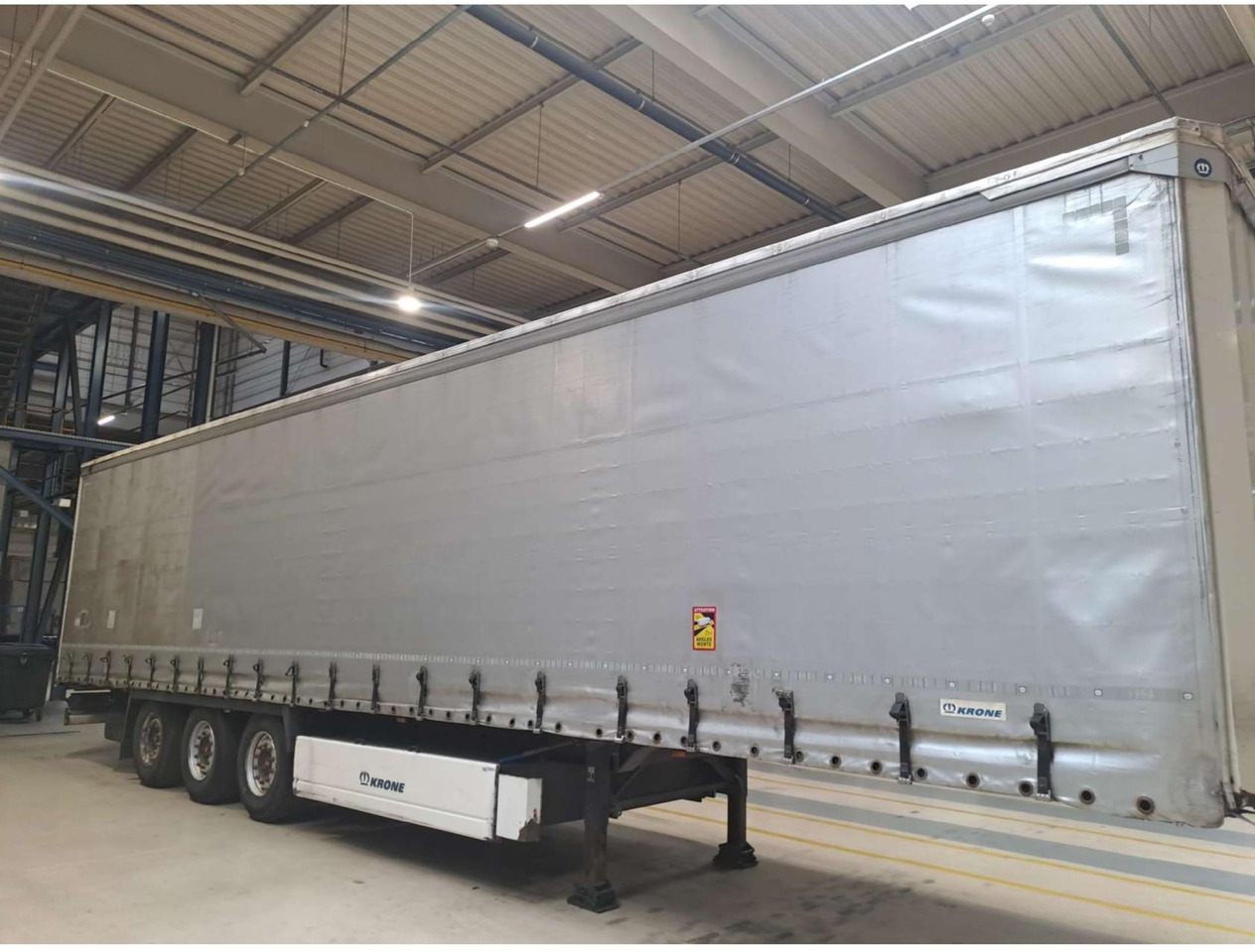 2018 Krone SDP Profi Liner Standard Lifting Axle - Tentinė puspriekabė: foto 2 2018 Krone SDP Profi Liner Standard Lifting Axle - Tentinė puspriekabė: foto 2