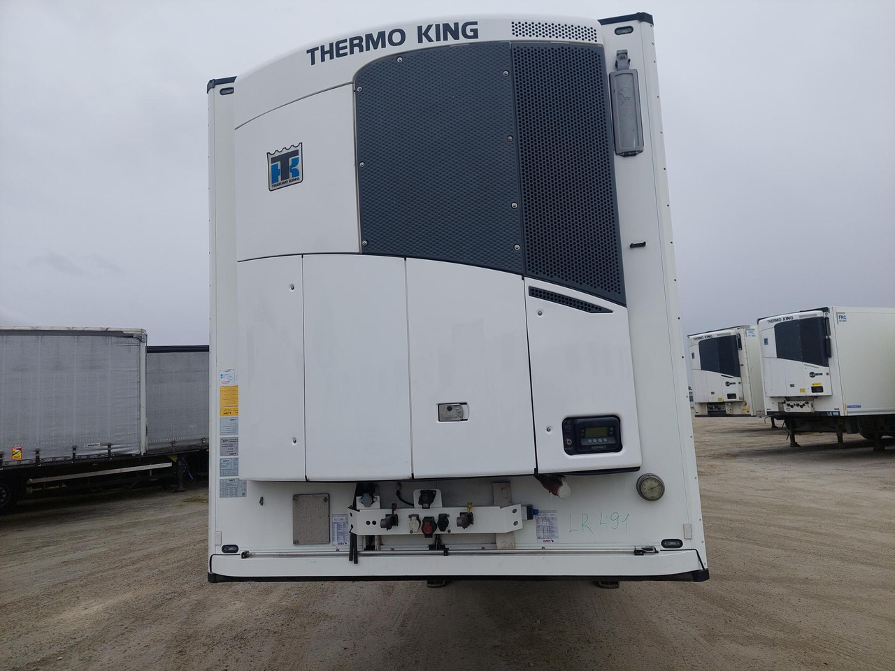 2018 Schmitz Cargobull Double Deck FP 60 ThermoKing SLXi 300 Lifting Axle - Refrižeratorius puspriekabė: foto 3 2018 Schmitz Cargobull Double Deck FP 60 ThermoKing SLXi 300 Lifting Axle - Refrižeratorius puspriekabė: foto 3