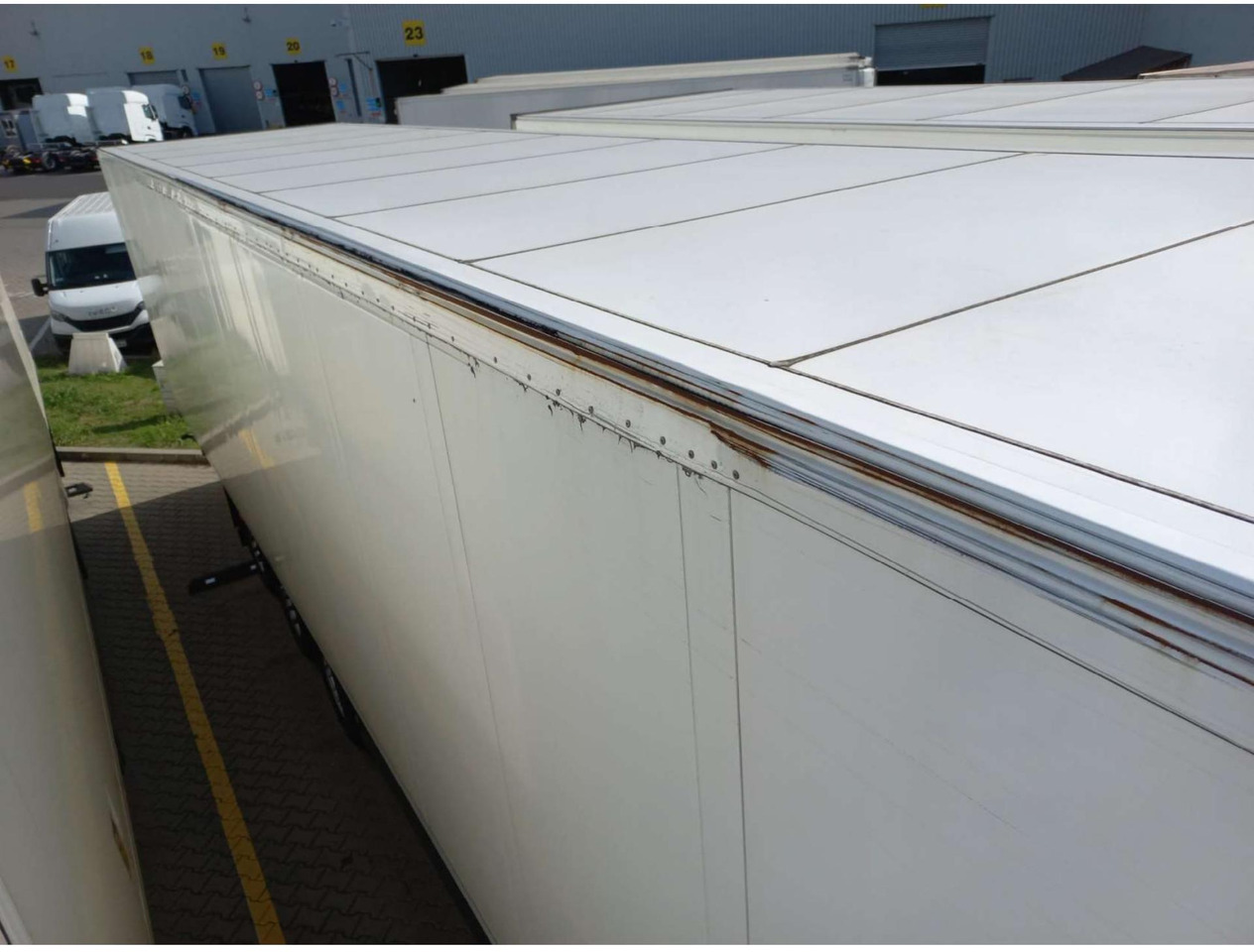 2018 Schmitz Cargobull SKO Double Deck FP 60 ThermoKing SLXi 300 Lifting Axle - Refrižeratorius puspriekabė: foto 3 2018 Schmitz Cargobull SKO Double Deck FP 60 ThermoKing SLXi 300 Lifting Axle - Refrižeratorius puspriekabė: foto 3
