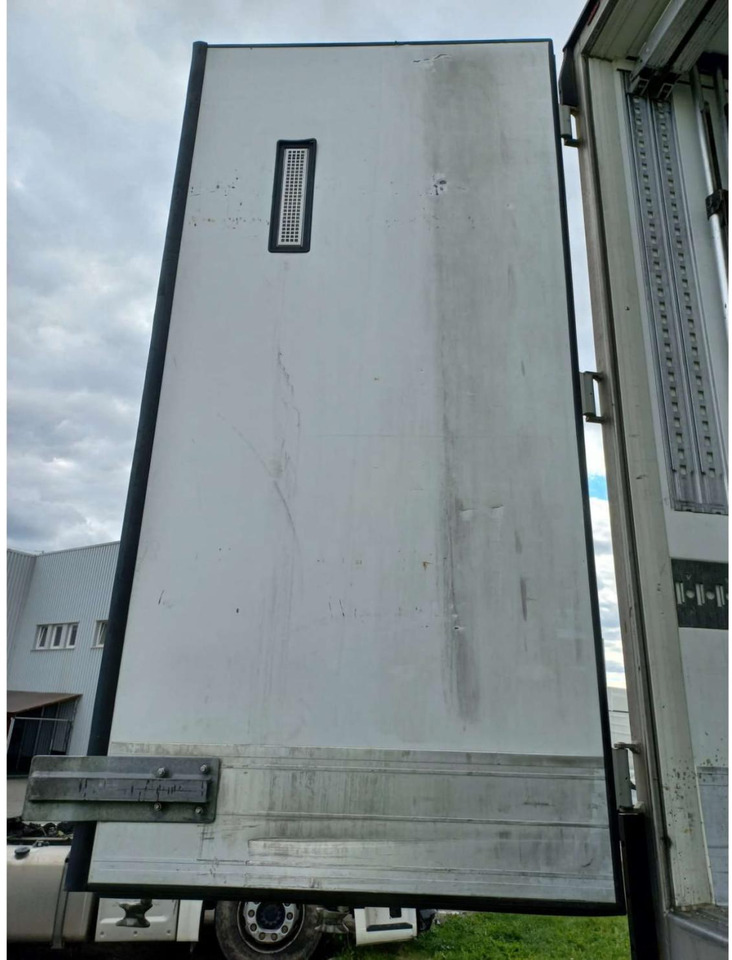 2018 Schmitz Cargobull SKO Double Deck FP 60 ThermoKing SLXi 300 Lifting Axle - Refrižeratorius puspriekabė: foto 4 2018 Schmitz Cargobull SKO Double Deck FP 60 ThermoKing SLXi 300 Lifting Axle - Refrižeratorius puspriekabė: foto 4