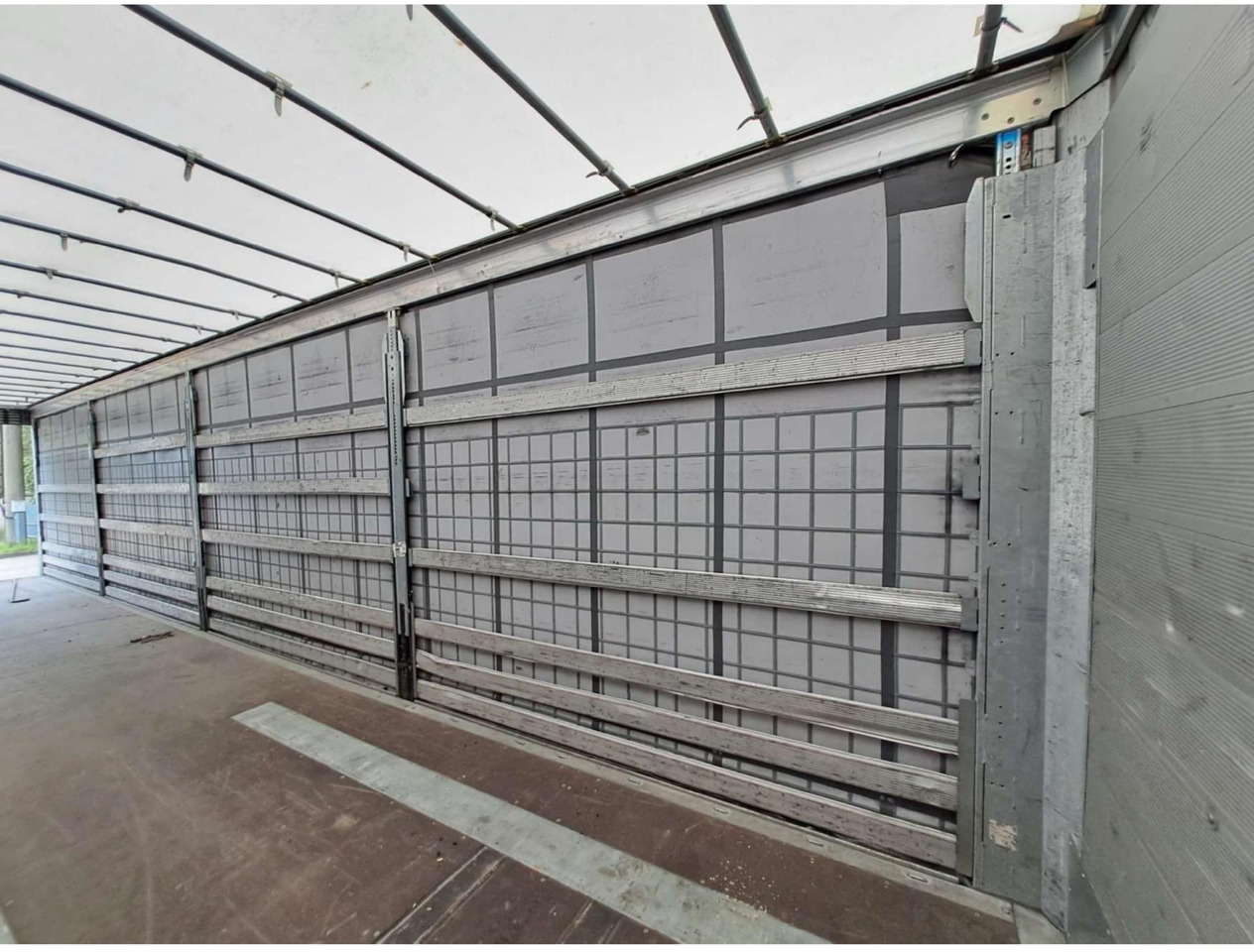 2020 Schmitz Cargobull SCS24/L Varios - Tentinė puspriekabė: foto 4 2020 Schmitz Cargobull SCS24/L Varios - Tentinė puspriekabė: foto 4