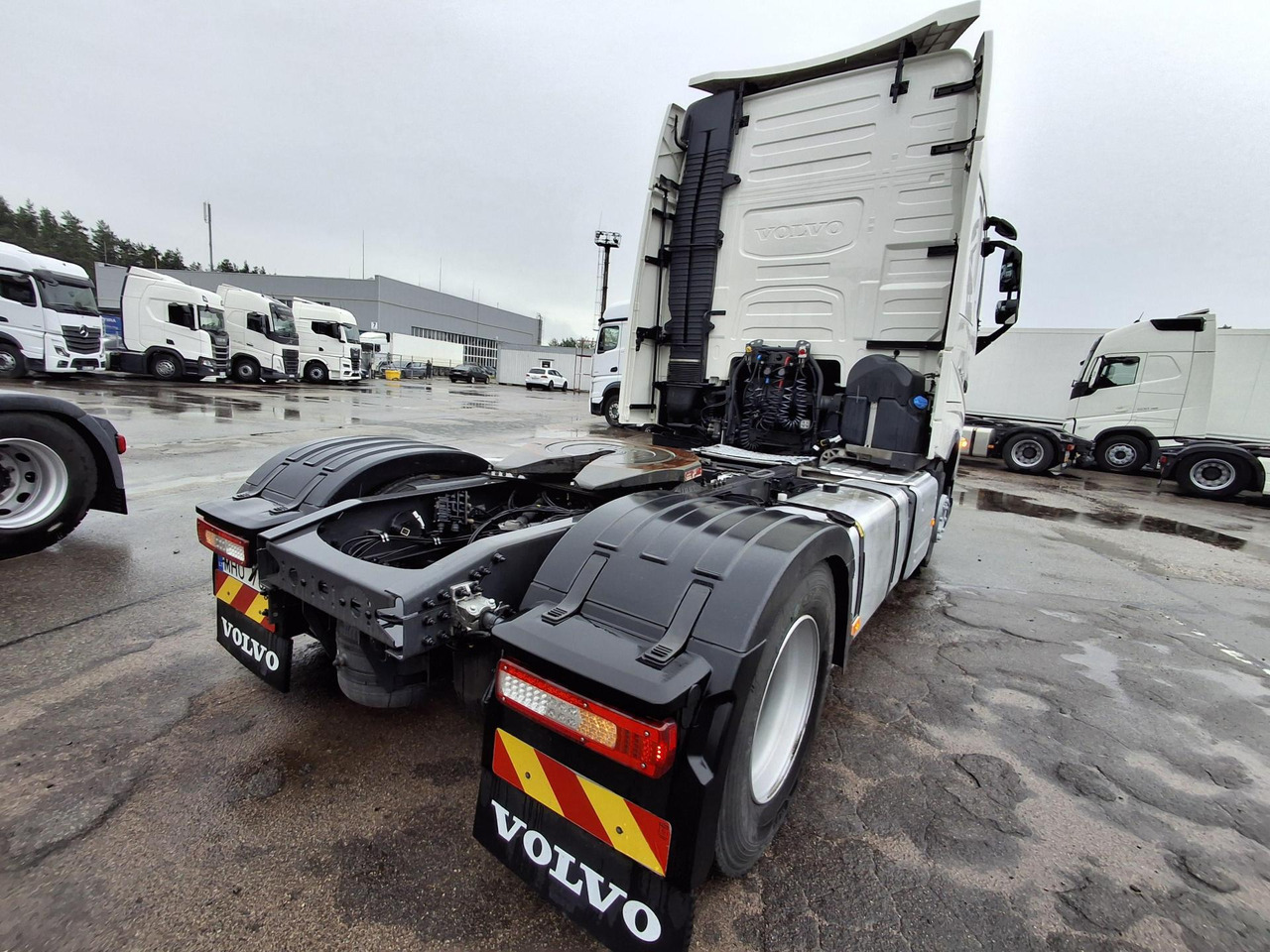 2022 Volvo FH 460 Globetrotter XL i-Save - Kita technika: foto 3 2022 Volvo FH 460 Globetrotter XL i-Save - Kita technika: foto 3