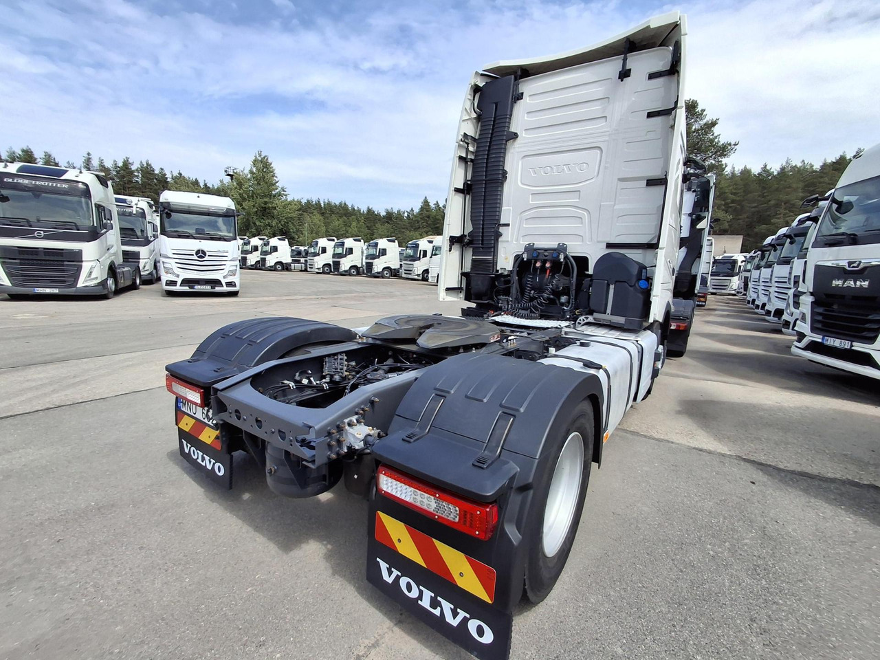 2023 Volvo FH 500 Globetrotter XL - Kita technika: foto 4 2023 Volvo FH 500 Globetrotter XL - Kita technika: foto 4