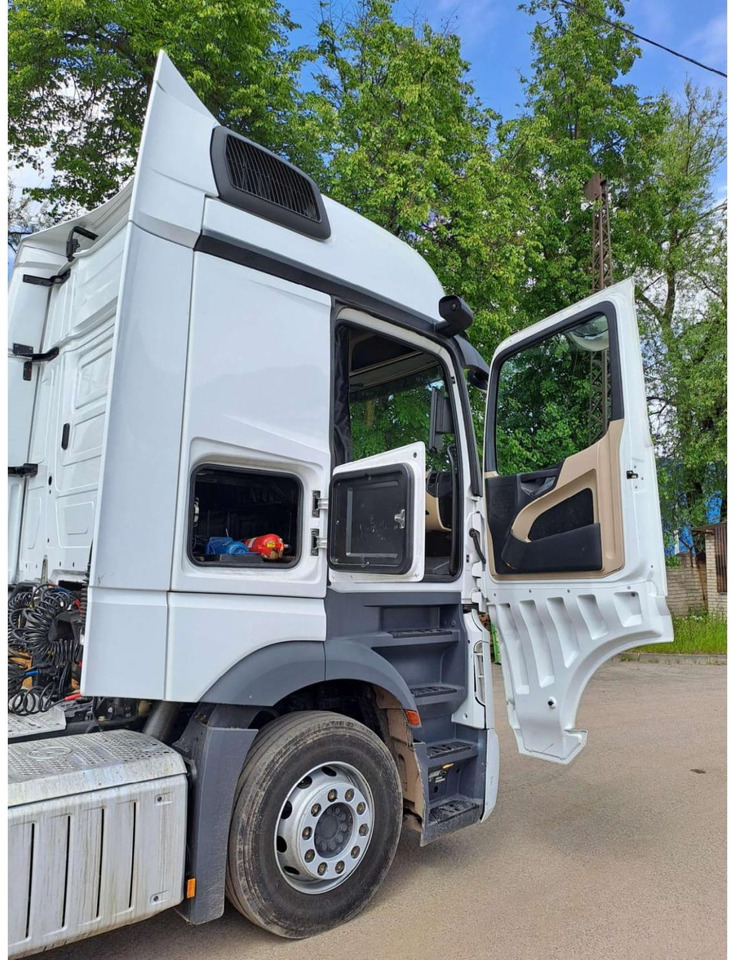 2021 Mercedes-Benz Actros 5 1845 BigSpace - Vilkikas: foto 4 2021 Mercedes-Benz Actros 5 1845 BigSpace - Vilkikas: foto 4