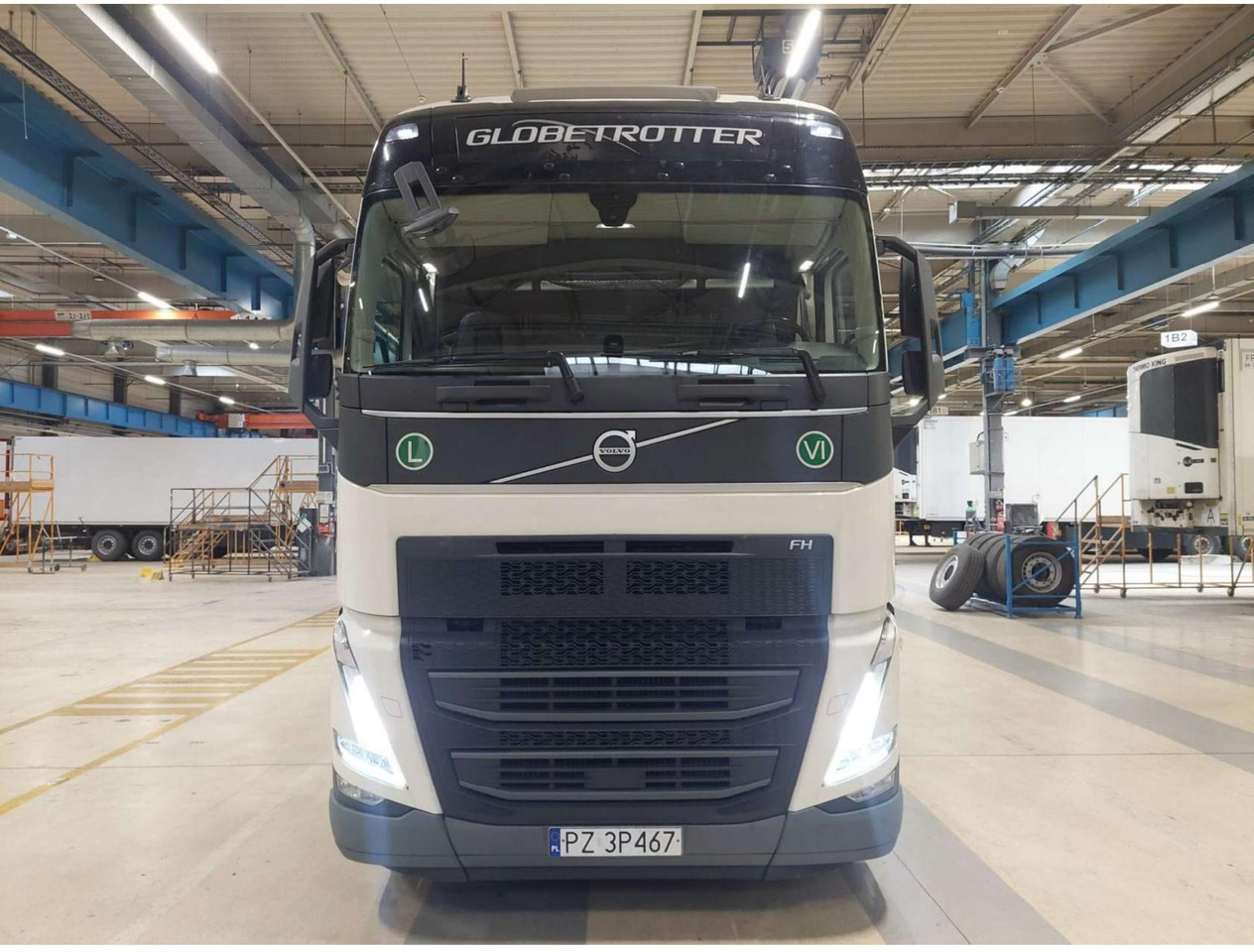 2023 Volvo FH 460 Globetrotter XL i-Save - Vilkikas: foto 1 2023 Volvo FH 460 Globetrotter XL i-Save - Vilkikas: foto 1