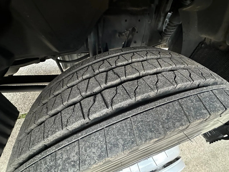 MAN TGL 10.180 / NL TRUCK / EURO6 / BOX+LIFT+SIDE DOOR / LOW KM / TOP!! - Furgonas sunkvežimis: foto 5 MAN TGL 10.180 / NL TRUCK / EURO6 / BOX+LIFT+SIDE DOOR / LOW KM / TOP!! - Furgonas sunkvežimis: foto 5