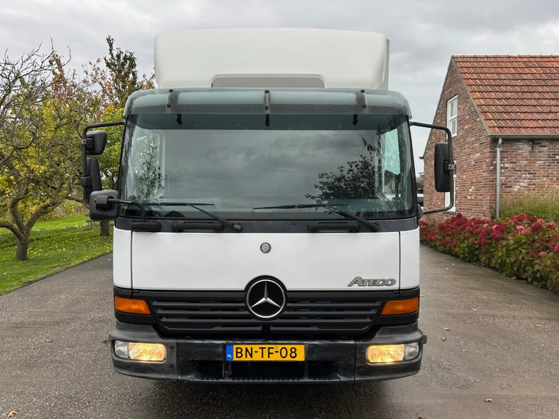 Mercedes-Benz Atego 815 / NL TRUCK / EURO 3 / LOW KM / BOX+LIFT / MANUAL / ANALOG TACHO - Furgonas sunkvežimis: foto 2 Mercedes-Benz Atego 815 / NL TRUCK / EURO 3 / LOW KM / BOX+LIFT / MANUAL / ANALOG TACHO - Furgonas sunkvežimis: foto 2