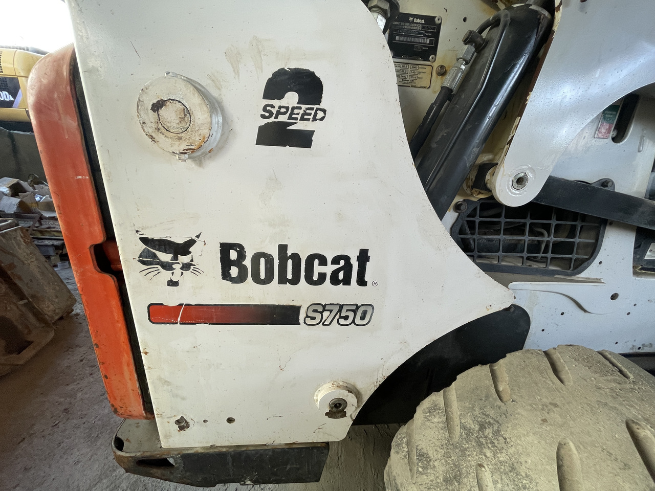 Bobcat S750 - Mini krautuvas: foto 5 Bobcat S750 - Mini krautuvas: foto 5