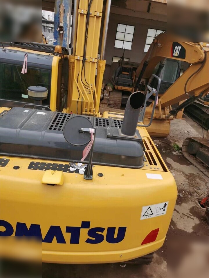 KOMATSU PC200 - Vikšrinis ekskavatorius: foto 5 KOMATSU PC200 - Vikšrinis ekskavatorius: foto 5