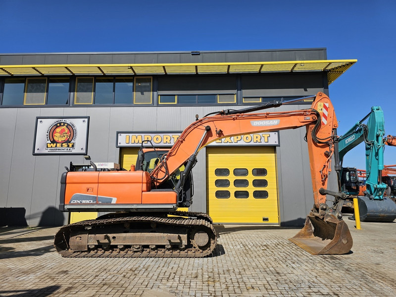 Doosan DX180LC - Vikšrinis ekskavatorius: foto 4 Doosan DX180LC - Vikšrinis ekskavatorius: foto 4