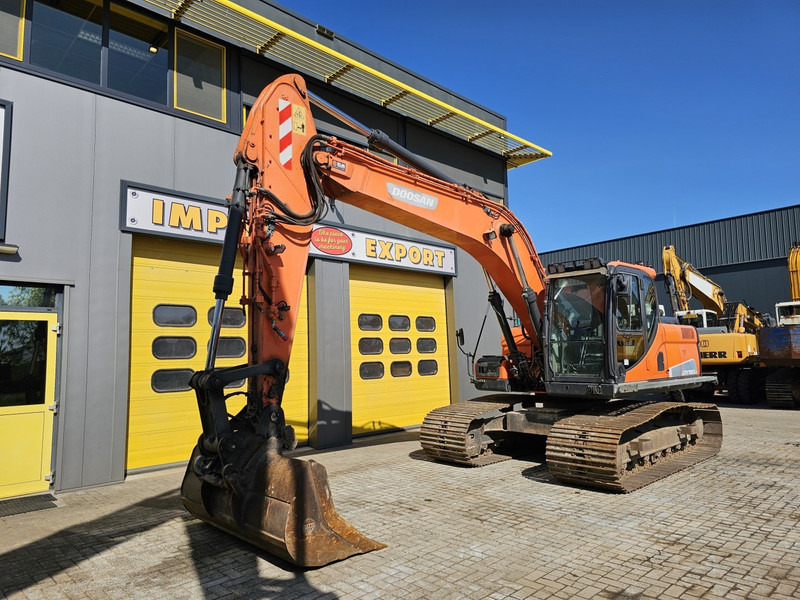 Doosan DX180LC - Vikšrinis ekskavatorius: foto 2 Doosan DX180LC - Vikšrinis ekskavatorius: foto 2