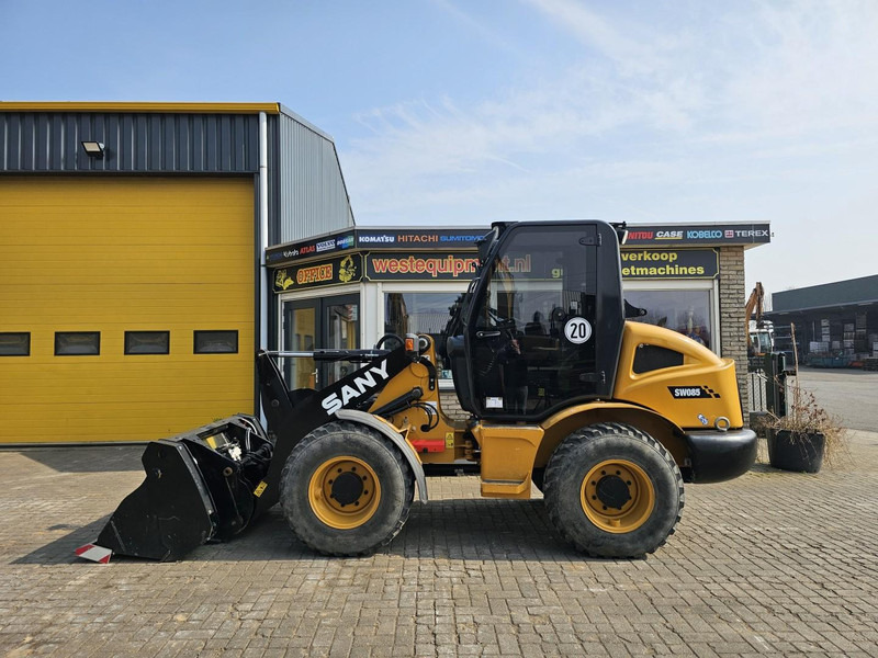 Venieri VF1201 - Ratinis krautuvas: foto 1 Venieri VF1201 - Ratinis krautuvas: foto 1