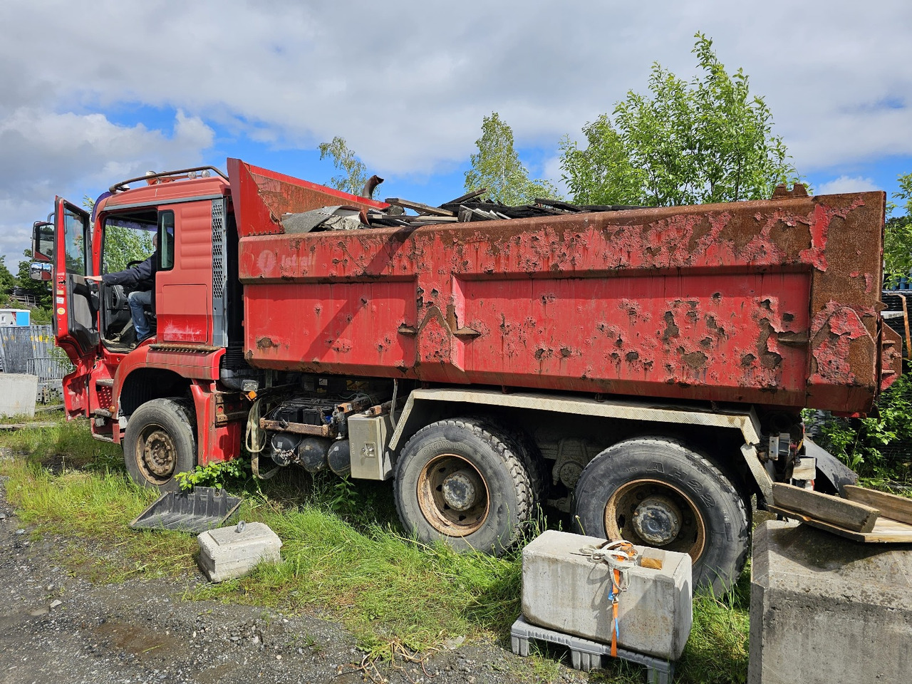 MAN TGA 26.480 6x4 Manual Full Steel - Savivartis sunkvežimis: foto 3 MAN TGA 26.480 6x4 Manual Full Steel - Savivartis sunkvežimis: foto 3