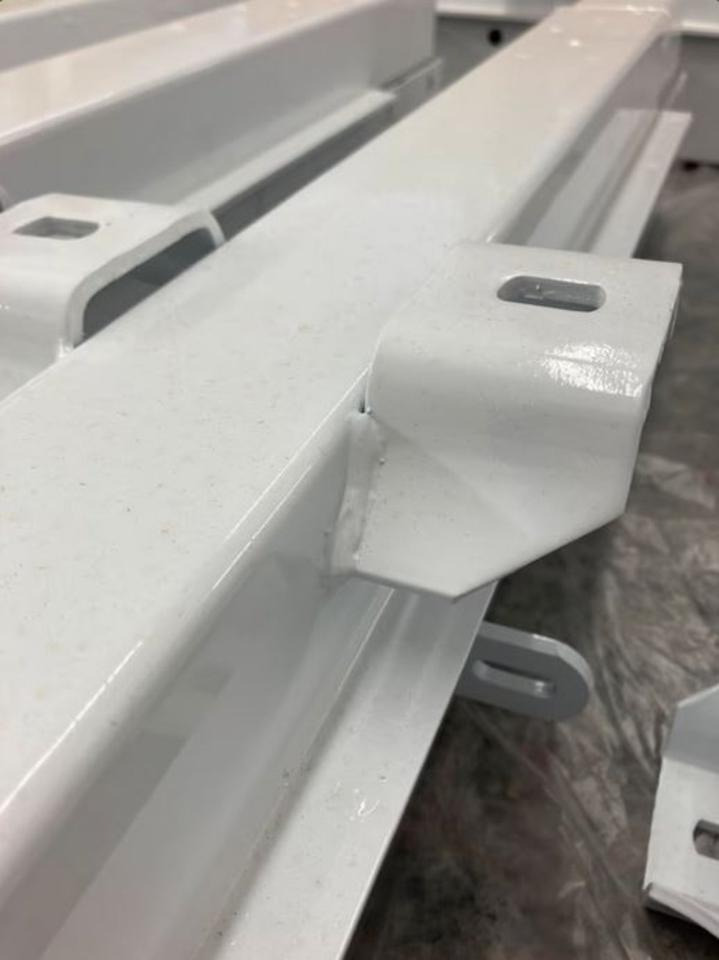 Rahmenverlängerung Mercedes Sprinter 907 Vormontiert und Lackiert in Uni-Wunschfarbton - Atsarginės dalys: foto 4 Rahmenverlängerung Mercedes Sprinter 907 Vormontiert und Lackiert in Uni-Wunschfarbton - Atsarginės dalys: foto 4