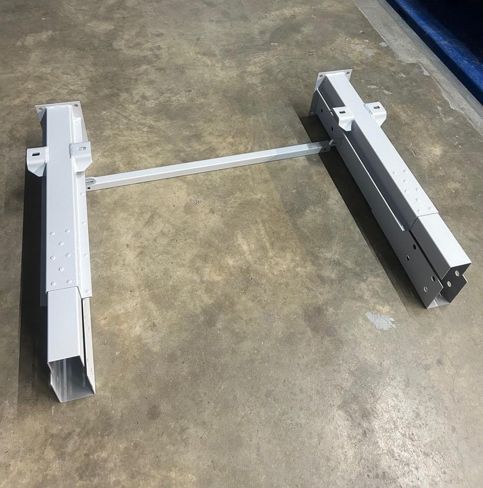 Rahmenverlängerung Mercedes Sprinter 907 Vormontiert und Lackiert in Uni-Wunschfarbton - Atsarginės dalys: foto 1 Rahmenverlängerung Mercedes Sprinter 907 Vormontiert und Lackiert in Uni-Wunschfarbton - Atsarginės dalys: foto 1