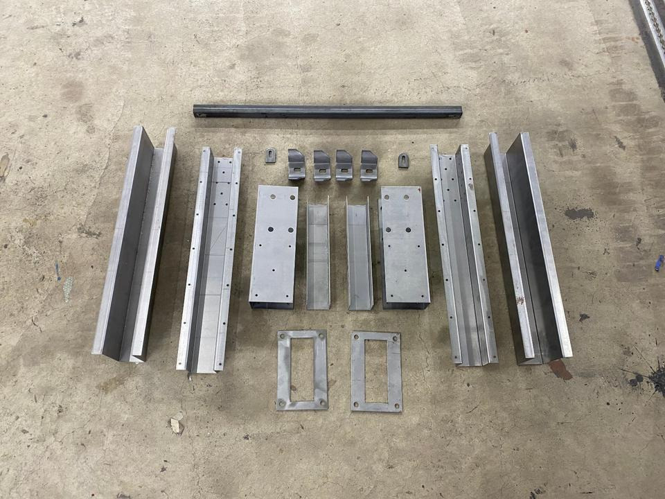 Rahmenverlängerung Mercedes Sprinter 907 als Bausatz - Atsarginės dalys: foto 2 Rahmenverlängerung Mercedes Sprinter 907 als Bausatz - Atsarginės dalys: foto 2