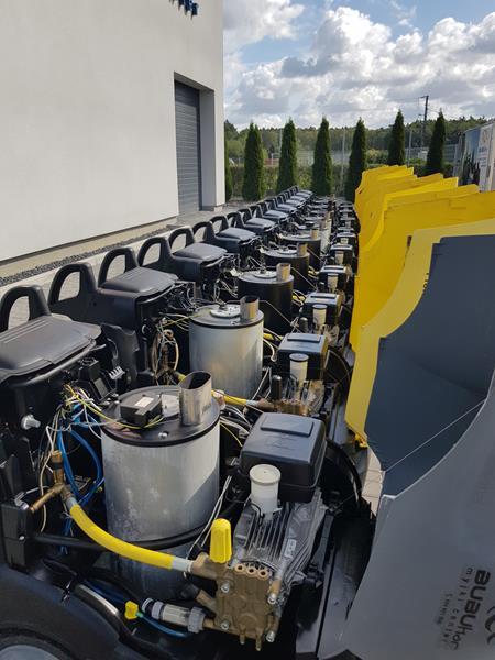 Grindų plovimo mašina KÄRCHER B 140 R Bp + R 90: foto 20