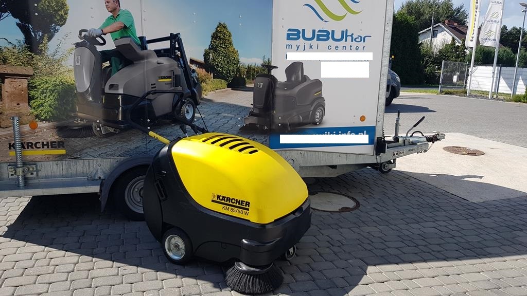 KÄRCHER KM 85/50 W P Benzin HONDA - Grindų šlavimo mašina: foto 2 KÄRCHER KM 85/50 W P Benzin HONDA - Grindų šlavimo mašina: foto 2