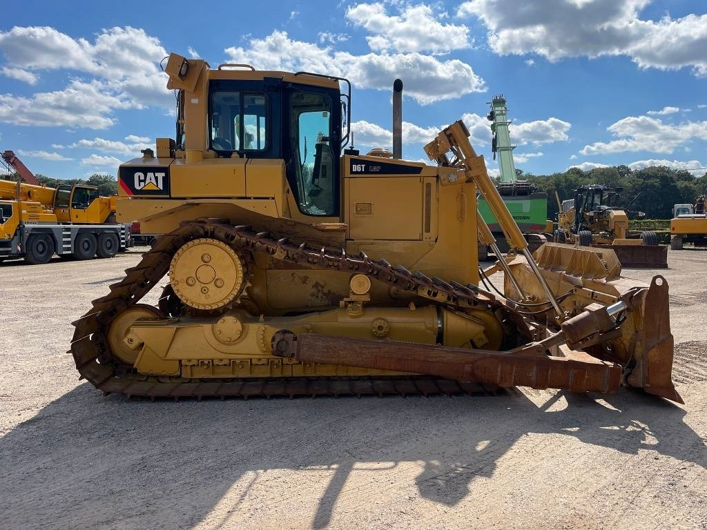 CAT D 6 T LGP - Buldozeris: foto 5 CAT D 6 T LGP - Buldozeris: foto 5