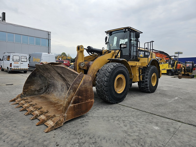 CATERPILLAR 966K - Ratinis krautuvas: foto 1 CATERPILLAR 966K - Ratinis krautuvas: foto 1