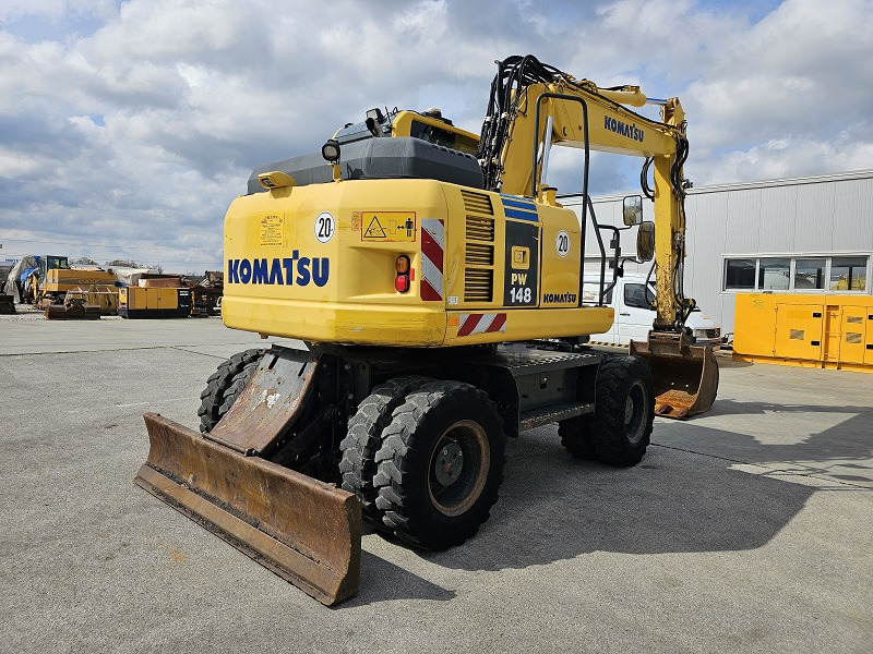 KOMATSU PW148-8 - Ratinis ekskavatorius: foto 4 KOMATSU PW148-8 - Ratinis ekskavatorius: foto 4