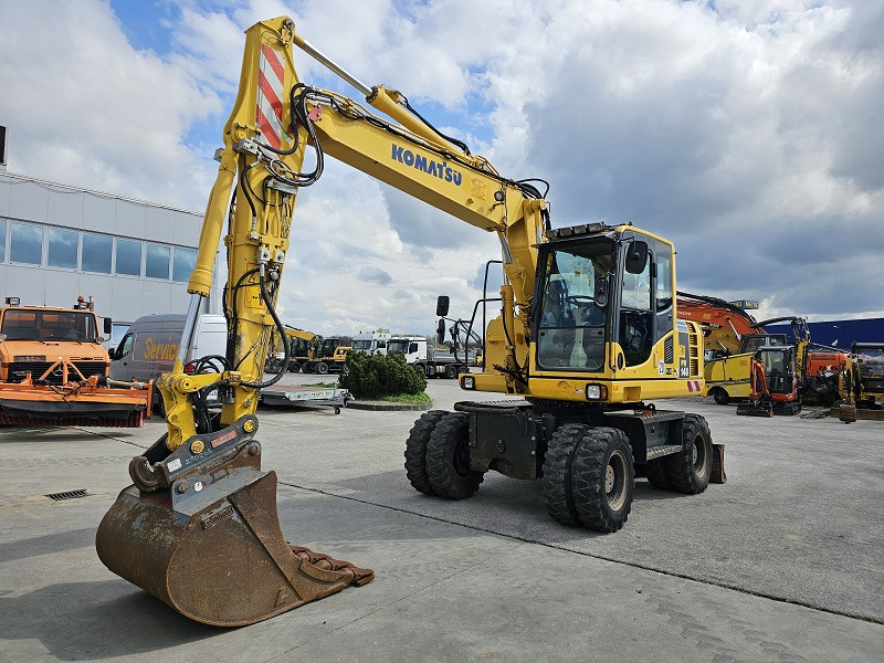 KOMATSU PW148-8 - Ratinis ekskavatorius: foto 1 KOMATSU PW148-8 - Ratinis ekskavatorius: foto 1