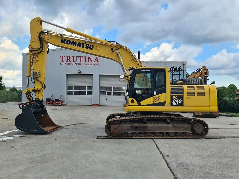 Komatsu PC240NLC-11 - Vikšrinis ekskavatorius: foto 1 Komatsu PC240NLC-11 - Vikšrinis ekskavatorius: foto 1