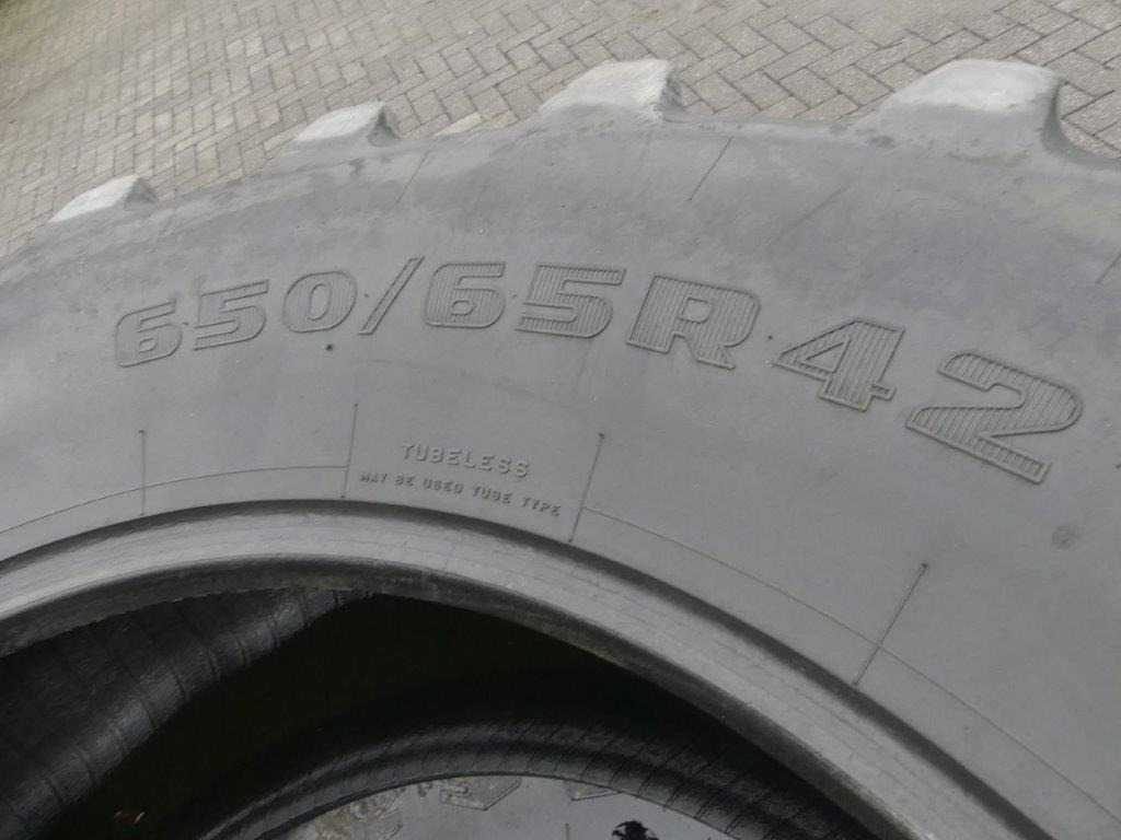 Padanga 2x Michelin 650/65R42: foto 16