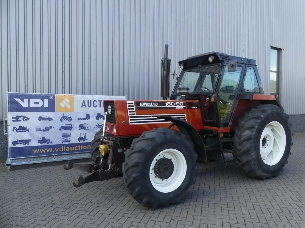 Fiat New Holland 180-90 4WD - Traktorius: foto 1 Fiat New Holland 180-90 4WD - Traktorius: foto 1